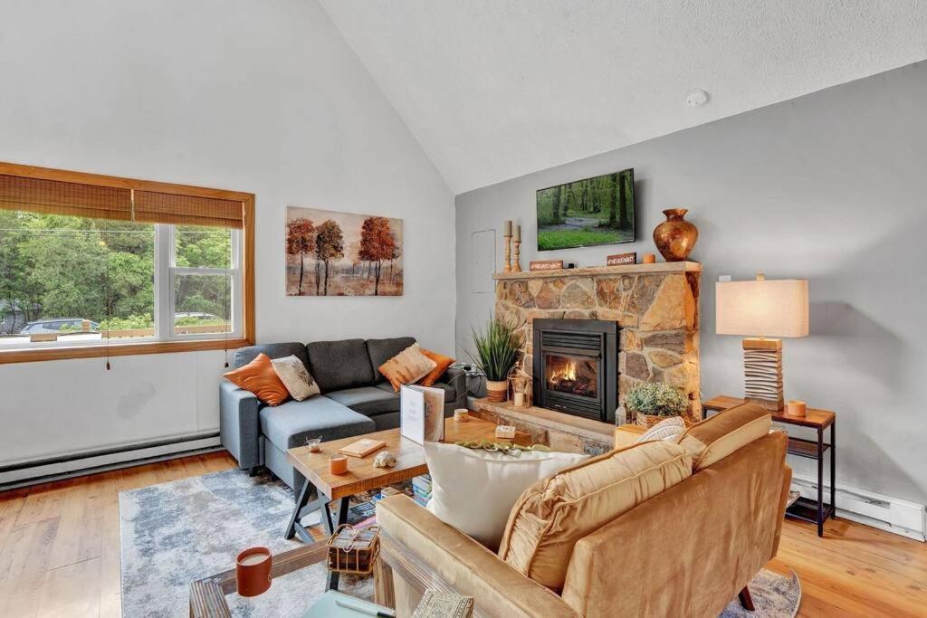 The Sage Chalet In Emerald Lakes, Poconos! Long Pond Eksteriør bilde